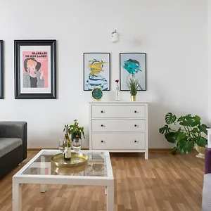 Discover Krakow Apartments - 3 Rakowicka St - Classic Apartments Near Main Station - Netflix Krakow